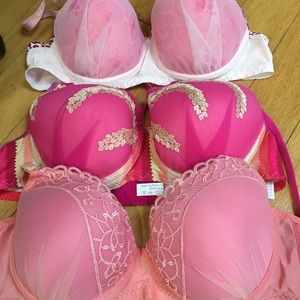 3 Chuns Women’s Fashion Padded bra “ one size”